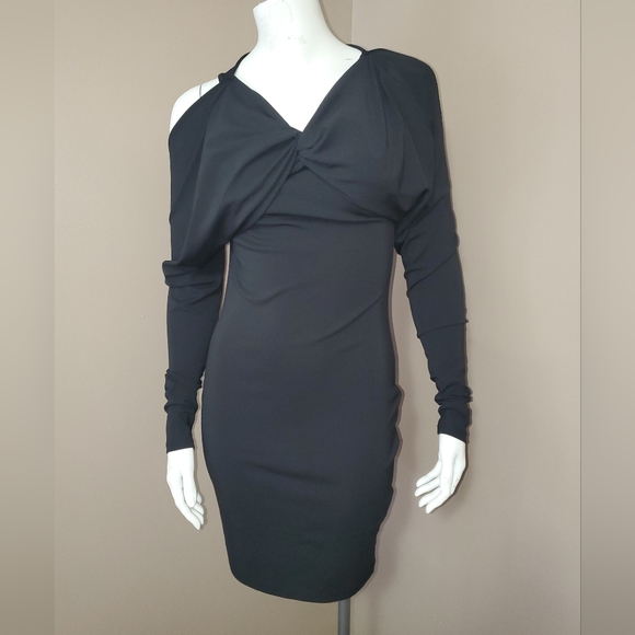 Zara Dresses & Skirts - NWOT Bodycon Beauty